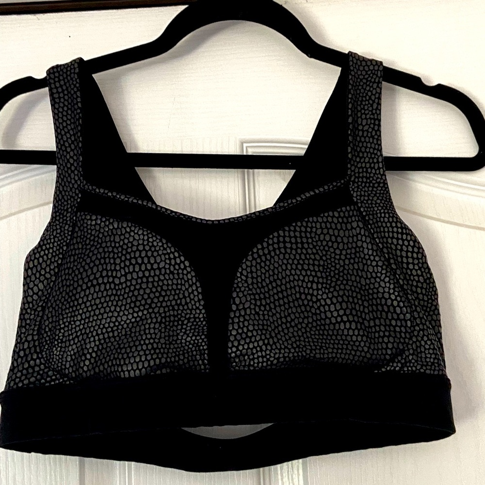 Manduka infinity padded sports bra L